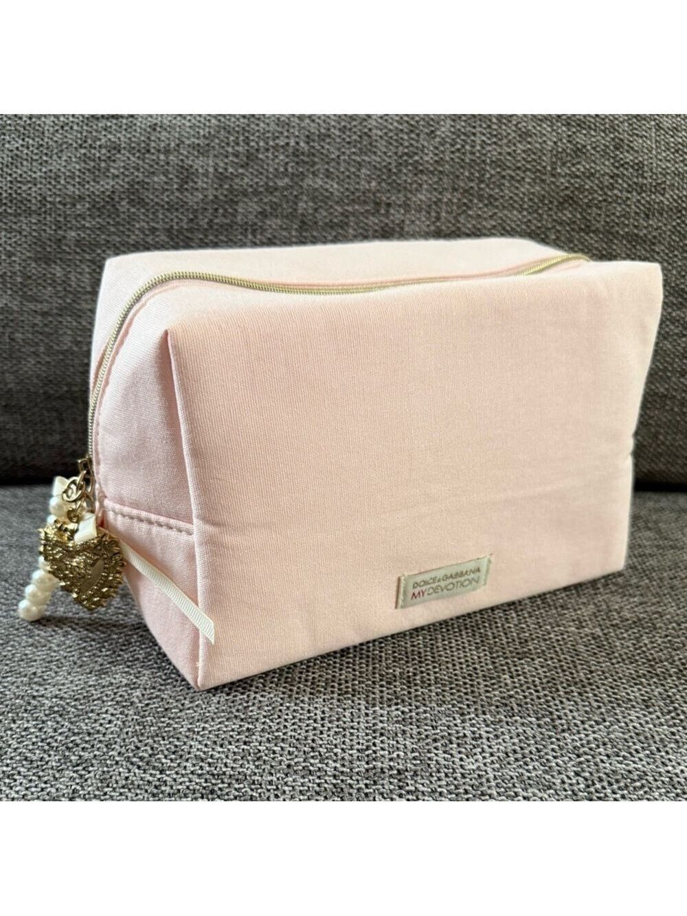 Dolce & Gabbana Makeup Bag Cosmetic Pouch Light Pink Medium New - Picture 4 of 17
